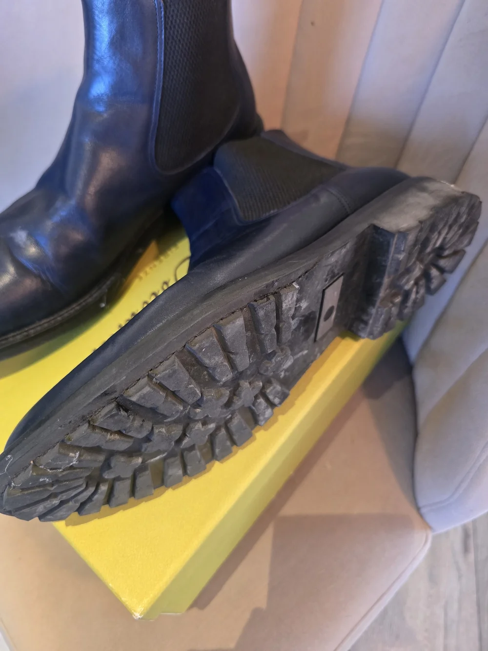 Men's Chelsea Boots in Dark Navy Leather